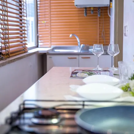 Rent In - Veneto 116 Рим